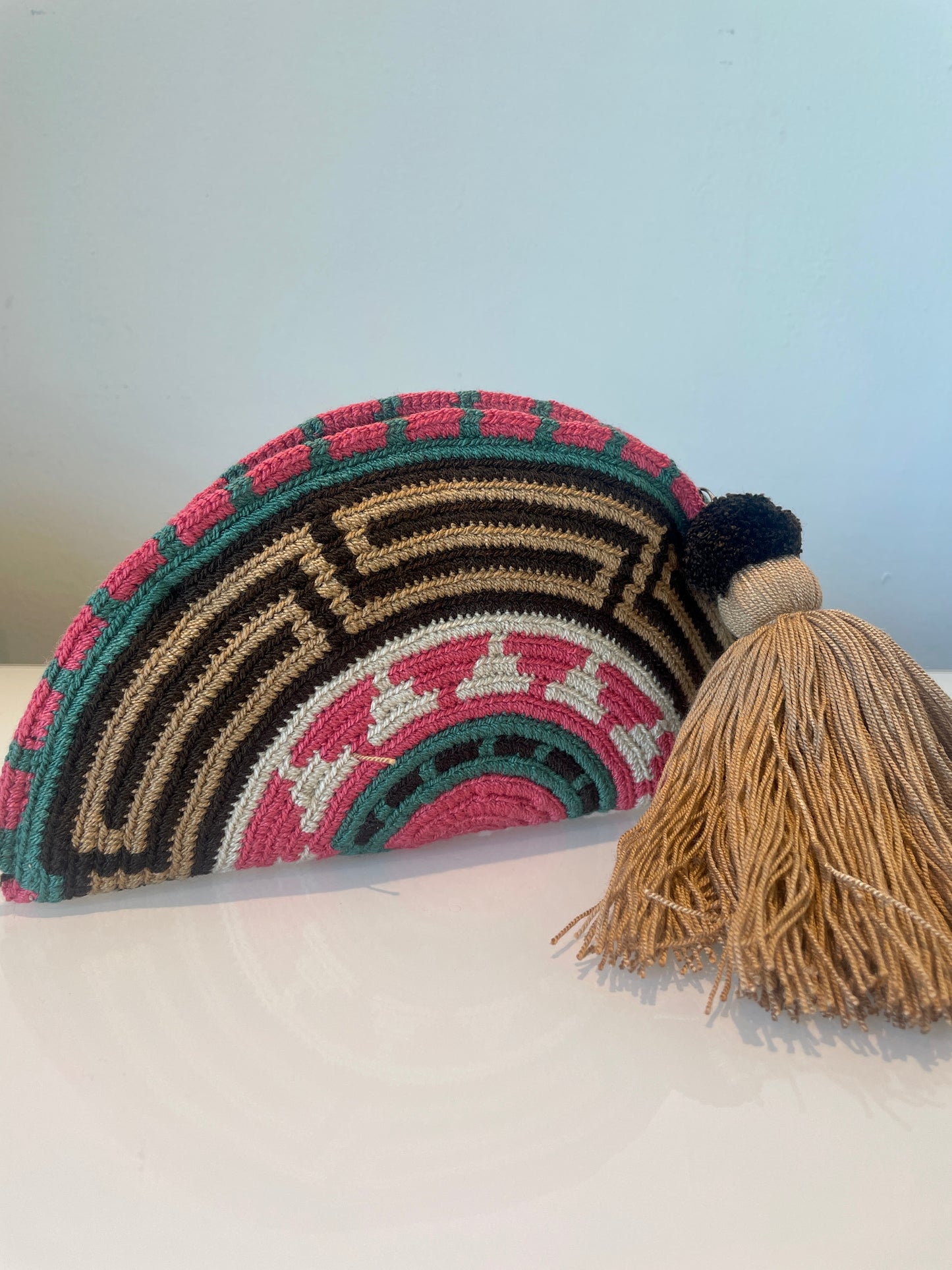 WAYUU CLUTCH