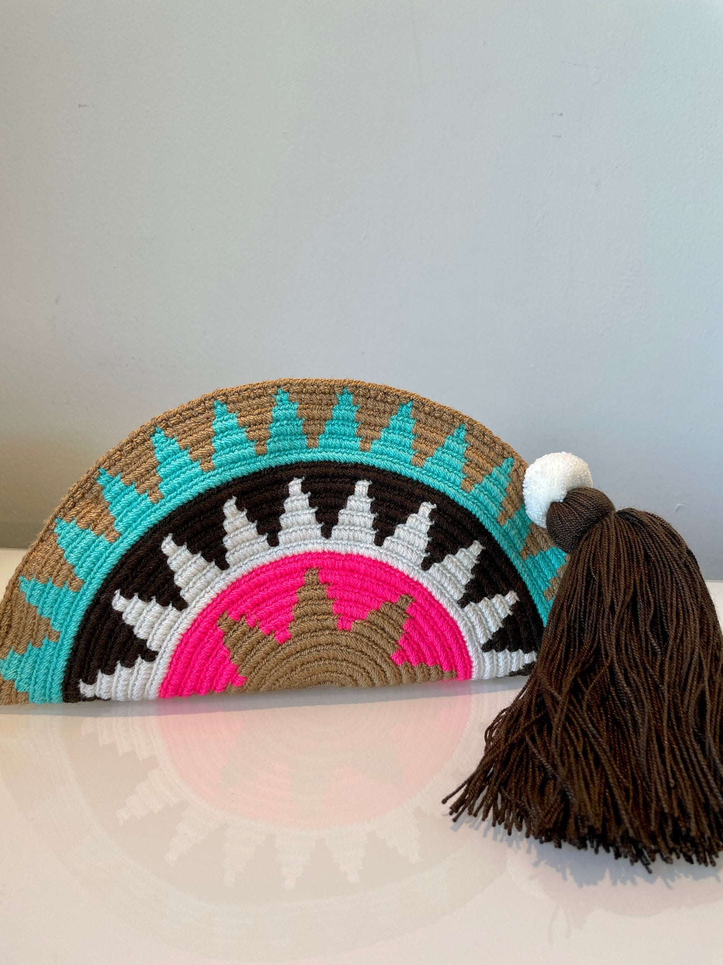 WAYUU CLUTCH