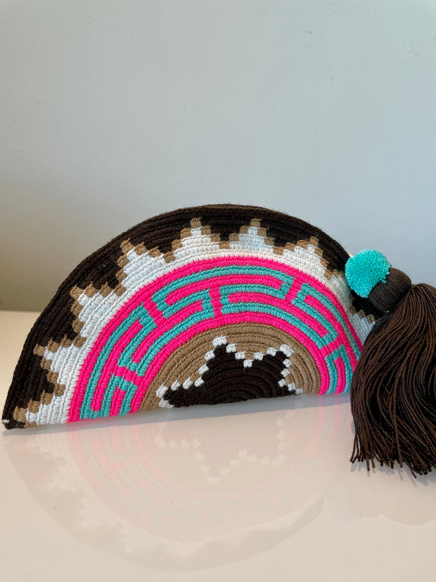 WAYUU CLUTCH